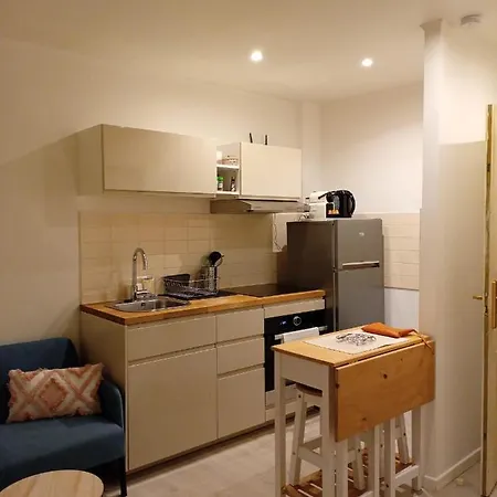 Meyerbeer Yourhosthelper Apartamento