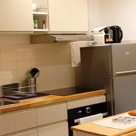 Meyerbeer Yourhosthelper Apartamento *